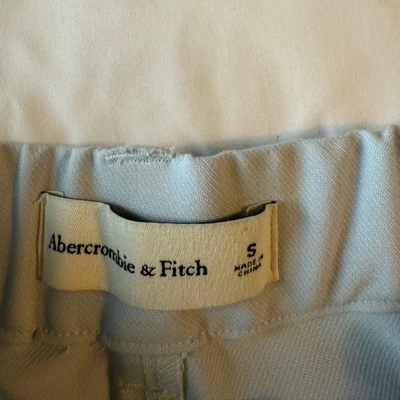 Abercrombie & Fitch Light Grey Trouser Shorts size small - Picture 5 of 9